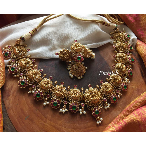 Lakshmi gold alike kemp flower choker