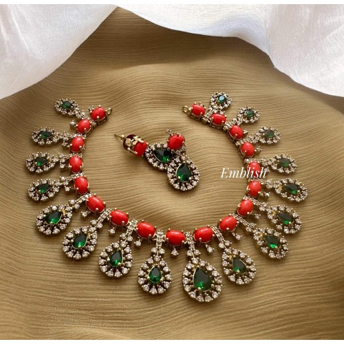 Emerald AD Coral Neckpiece