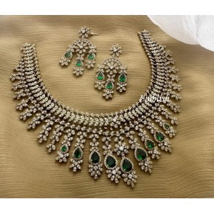 Royal AD Flower Tear Drop Chandelier Neckpiece - Green