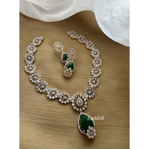 AD Flower Tear Drop Short Neckpiece - Green