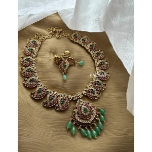 Antique Kemp AD Stones Mango Flower Pendant Short Neckpiece 