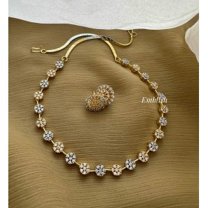 AD Flower Circle Dual Tones Short Neckpiece