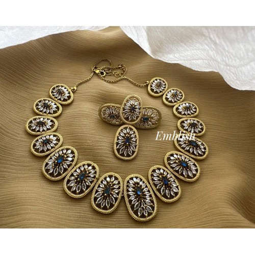 Antique Flower AD Stones Short Neckpiece - Royal Blue