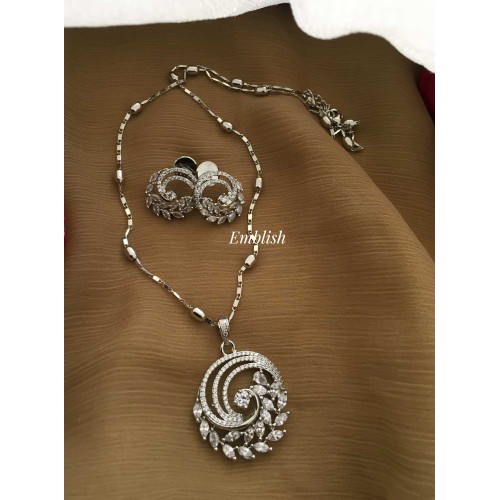 Flower Ad stones swirl neckpiece 