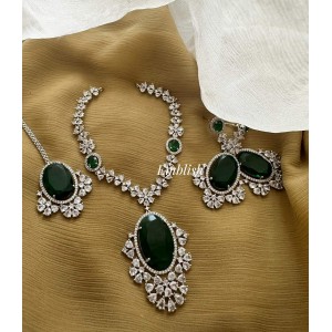 AD Flower Oval Neckpiece with Tikka Set - Green