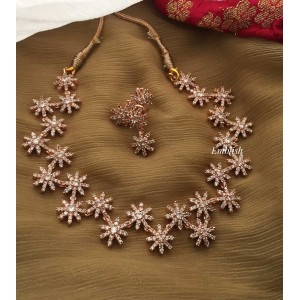 Flower Ad rose gold neckpiece 