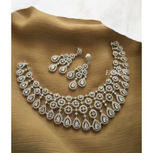 AD Stone Chandelier Short Neckpiece