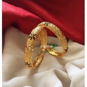 Flower intricate gold bangle