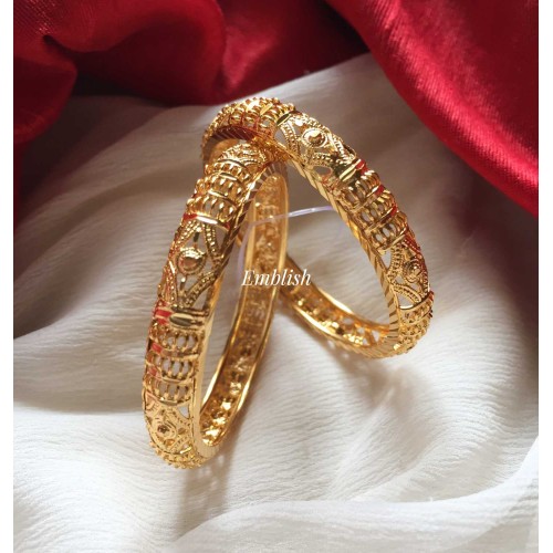 Filgree Diamond Gold Bangle