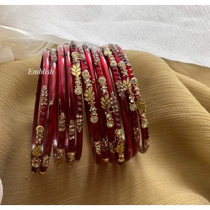 Maroon Leaf Half Moon Glass Bangles