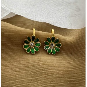 Antique Kundan Jadau Flower Bugadi Earrings - Green Antique Kundan Jadau Flower Bugadi Earrings - Green