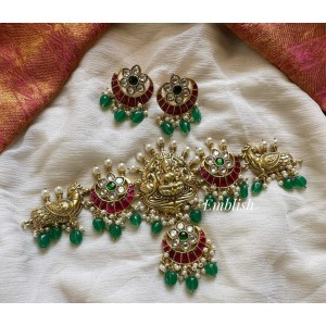 Royal Kundan Jadau Antique Lakshmi Pendant Flower Half Moon Green Bead Choker 