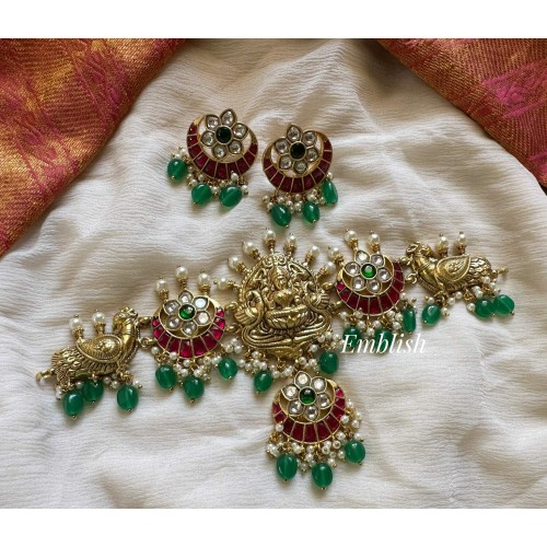 Royal Kundan Jadau Antique Lakshmi Pendant Flower Half Moon Green Bead Choker 