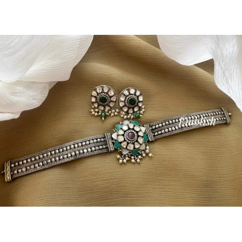 Oxidized Kundan Mossanite Stones  Flower Pendant High Neck Choker