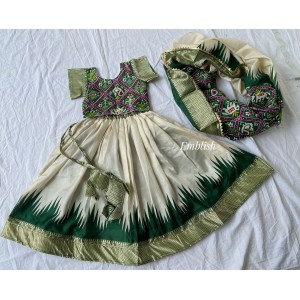 Dola Patola Printed Lehenga Set - Green .