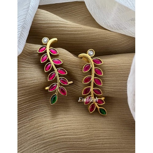 Antique Kundan Jadau Lea Earcuff  Antique Kundan Jadau Lea Earcuff
