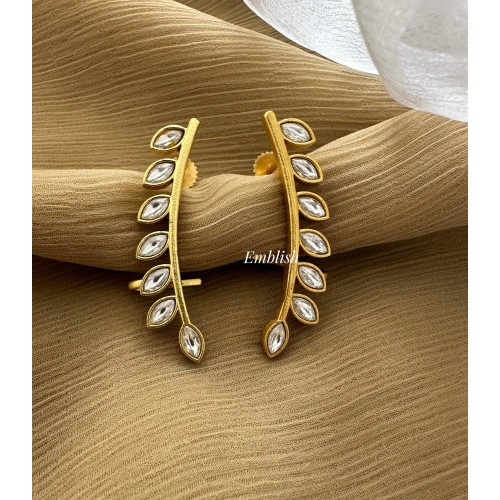 Antique Kundan Jadau Leaf Earcuff Earrings - White Antique Kundan Jadau Leaf Earcuff Earrings - White