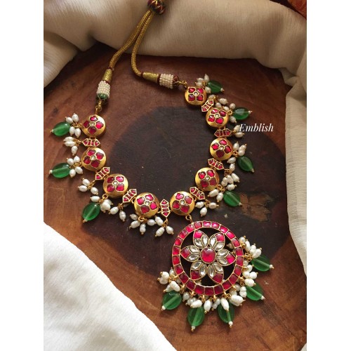 Kundan jadau  round ruce pearls neckpiece 