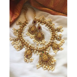 Gold alike Kemp Lakshmi guttapusalu short neckpiece