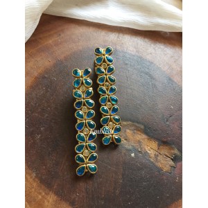 Four Petal Kundan Alligator Hair Clip - sky blue