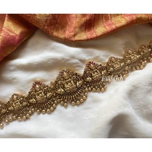 Lakshmi Peacock Kemp Hipchain -Red with green