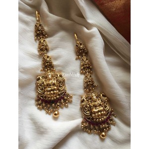 Gold alike antique Lakshmi mang tikka 