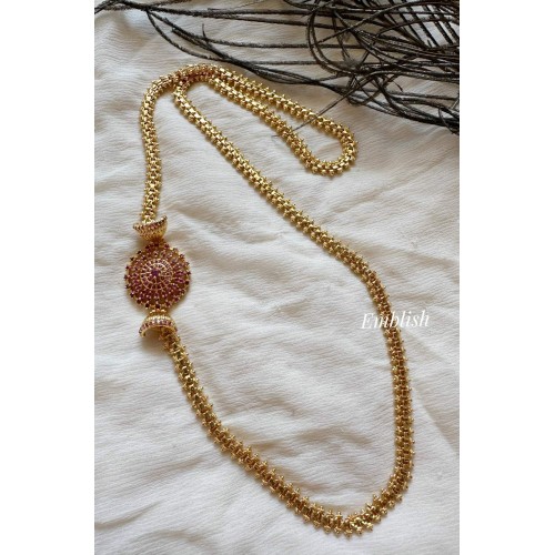 Gold alike Kemp Flower Mogapu Chain - Red
