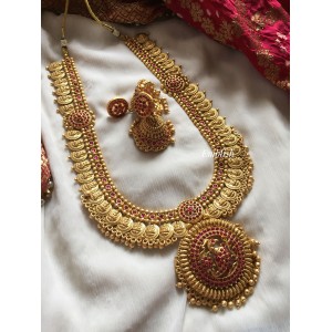 Kemp Annam with Lakshmi Coin Flower Neckpiece