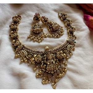 Antique Nagas Lakshmi Pendant Kemp AD Stones Peacock Mango Short Neckpiece - Gold Beads Antique Nagas Lakshmi Pendant Kemp AD Stones Peacock Mango Short Neckpiece - Gold Beads