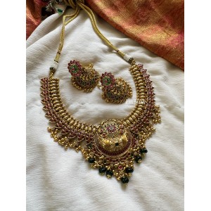 Gold alike Flower Mango Short Neckpiece