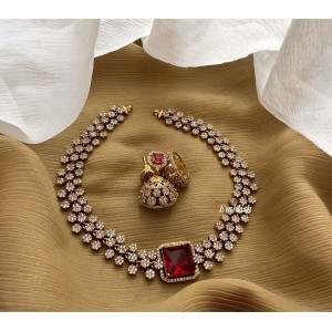 AD Triple Flower Neckpiece - Red