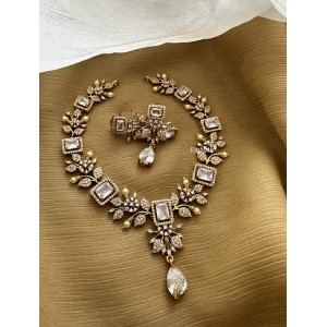 AD Designer Flower Leaf Tear Drop Neckpiece - White