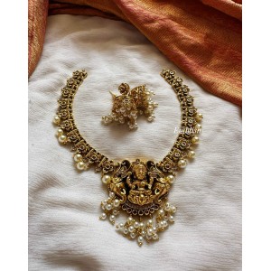 Antique Lakshmi with double Peacock Flower Short Neckpiece