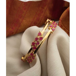 Zigzag Gold Plated Simple Bangle - Red