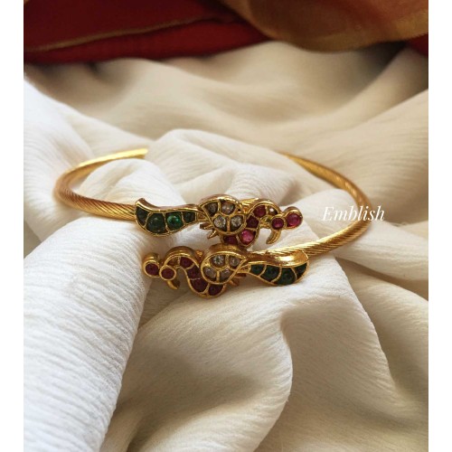 Peacock Kadai Openable Bangle -Red with Green