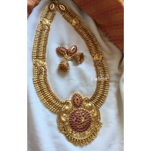 Antique Gold alike double Peacock Haram - Red