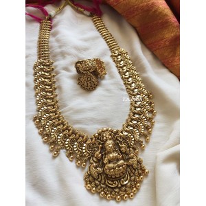 Antique Gold alike Lakshmi Haathi intricate work Peacock Neckpiece.