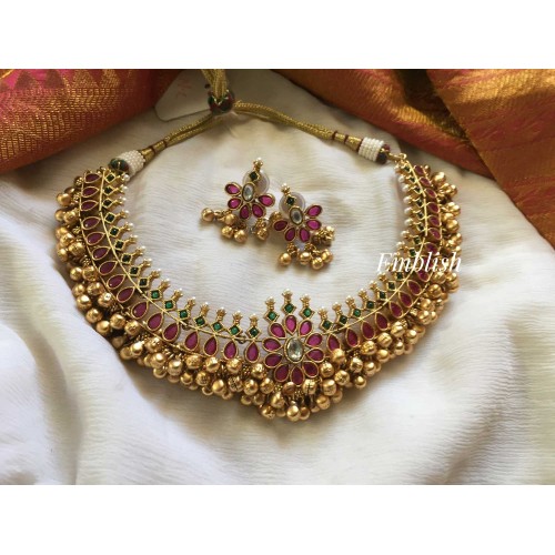 Antique Gold alike Flower with Gold Bunch Short Neckpiece - Red