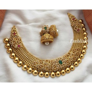 Filgree flower Ad stones with Ball Neckpiece 