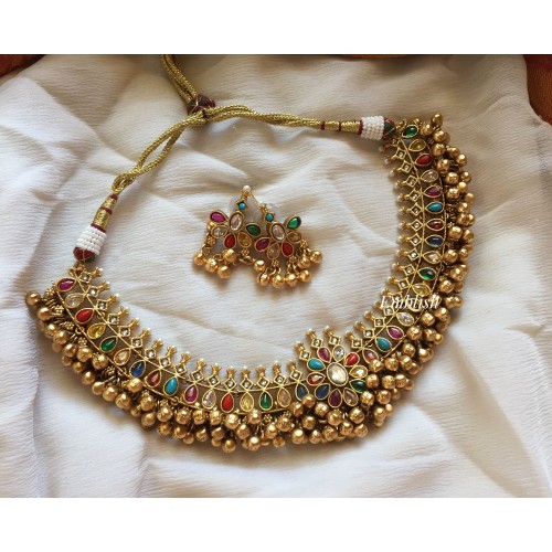 Antique Gold alike Navarathna Flower with Gold Bunch Short Neckpiece