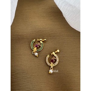 Elegant AD Parrot Nose Ring