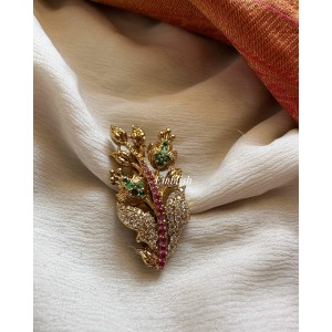 Ad Beautiful Leaf Intricate Saree Pin