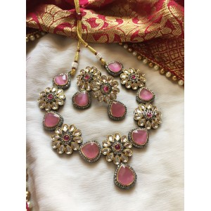Victorian Kundan Flower Neckpiece - Pink