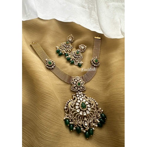 Victorian Flower Peacock Pendant Hasli Neckpiece - Green
