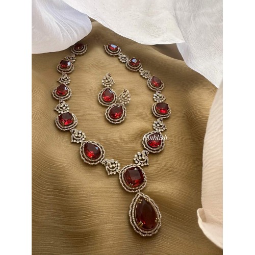 Grand Victorian Tear Drop Peacock Long Neckpiece - Red