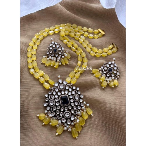 Royal Victorian Flower Pendant Pearl Layer Mala Neckpiece - Yellow