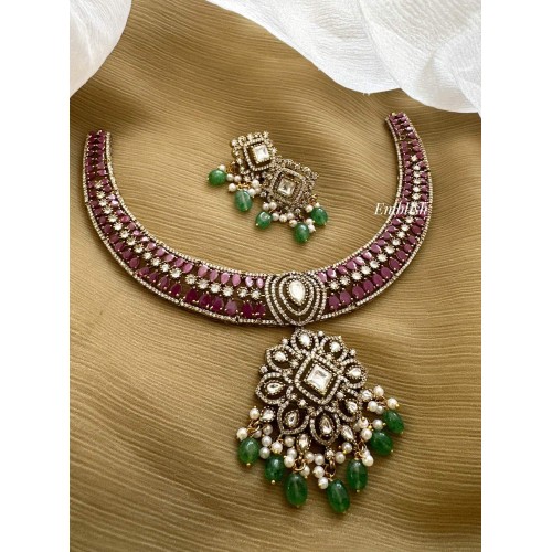 Antique Victorian Flower Pendant Kemp Hasli Neckpiece -- Green Beads