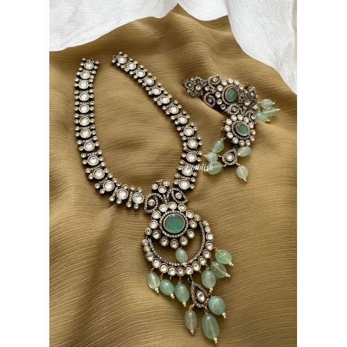 Royal Victorian Flower Neckpiece - Pastel Blue