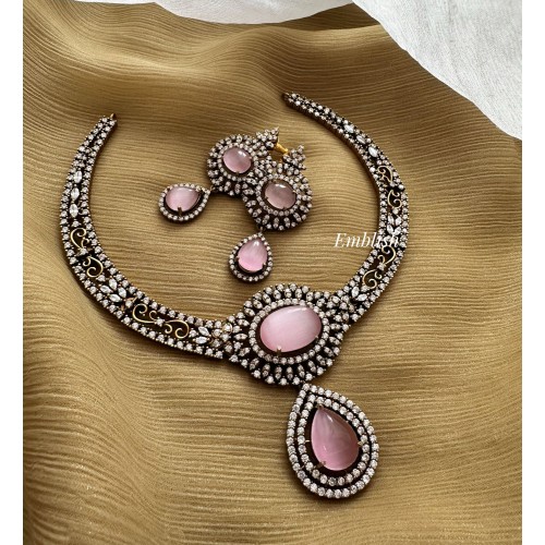 Victorian Tear Drop Elegant Neckpiece   - Pastel Pink