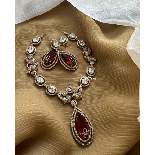 Victorian Fish Tear Drop Neckpiece - Red